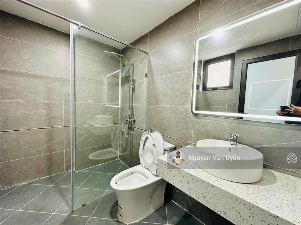 Bán nhà  liễu giai ba đình 46m2 x 6 tầng nhà xây mới thang máy nhập khẩu ' 50m ra ô tô '