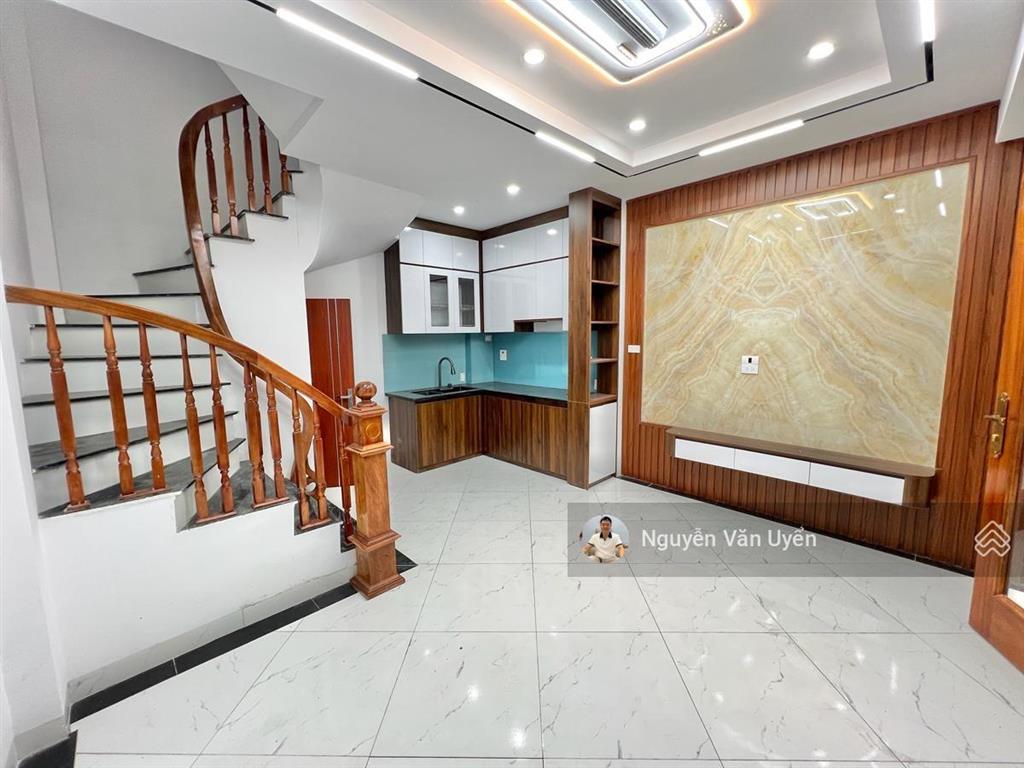 Bán nhà  kim mã thượng ba đình ' mặt ngõ thông 39m2 x 6t thang máy nhập khẩu gần ô tô