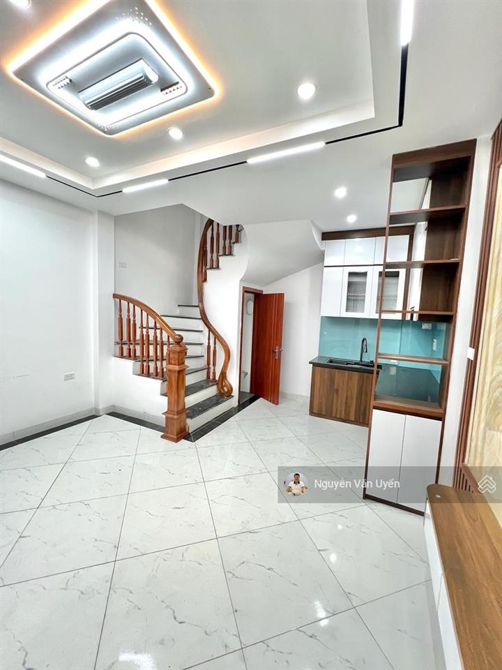 Bán nhà  phố ngọc khánh ba đình, lô góc 2 thoáng, 56m2 x 5 tầng, ngõ thông tứ phía, gần vin gv.
