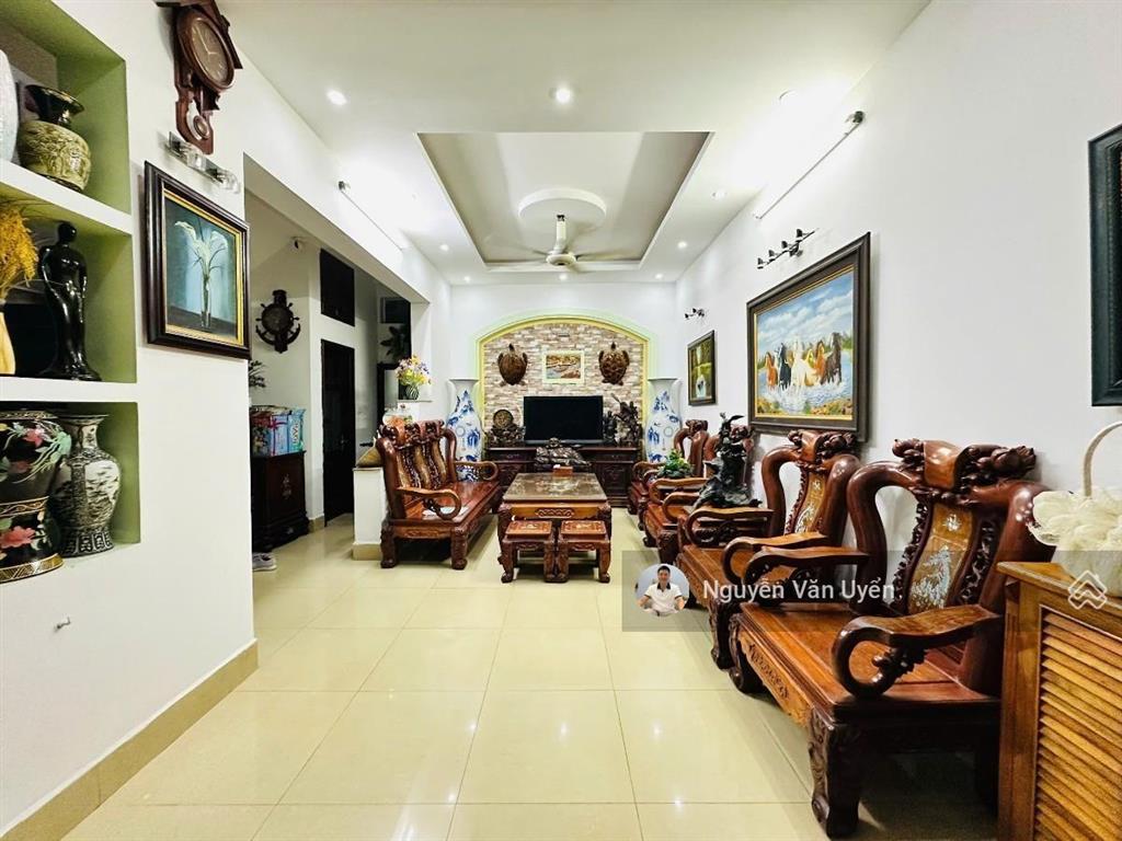Bán nhà yên hòa, 25m ra ô tô, gần bãi xe, ngõ thông, 2 thoáng, sân rộng, sổ vuông cc, mới đẹp, 39m2