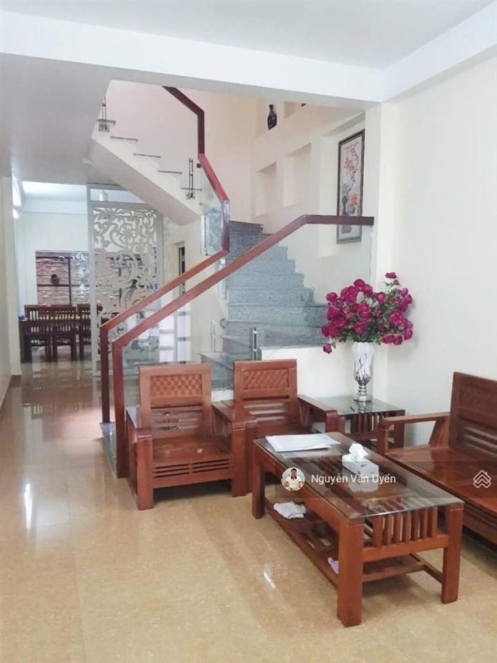 Bán nhà yên hòa, 25m ra ô tô, gần bãi xe, ngõ thông, 2 thoáng, sân rộng, sổ vuông cc, mới đẹp, 39m2