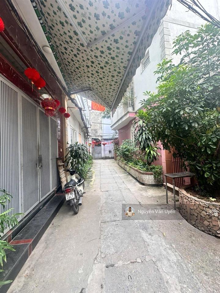 Bán nhà đẹp  phố trần cung ở ngay, full nội thất. 36m2 x 5 tầng, ngõ 3 gác, gần ô tô, ngõ rộng