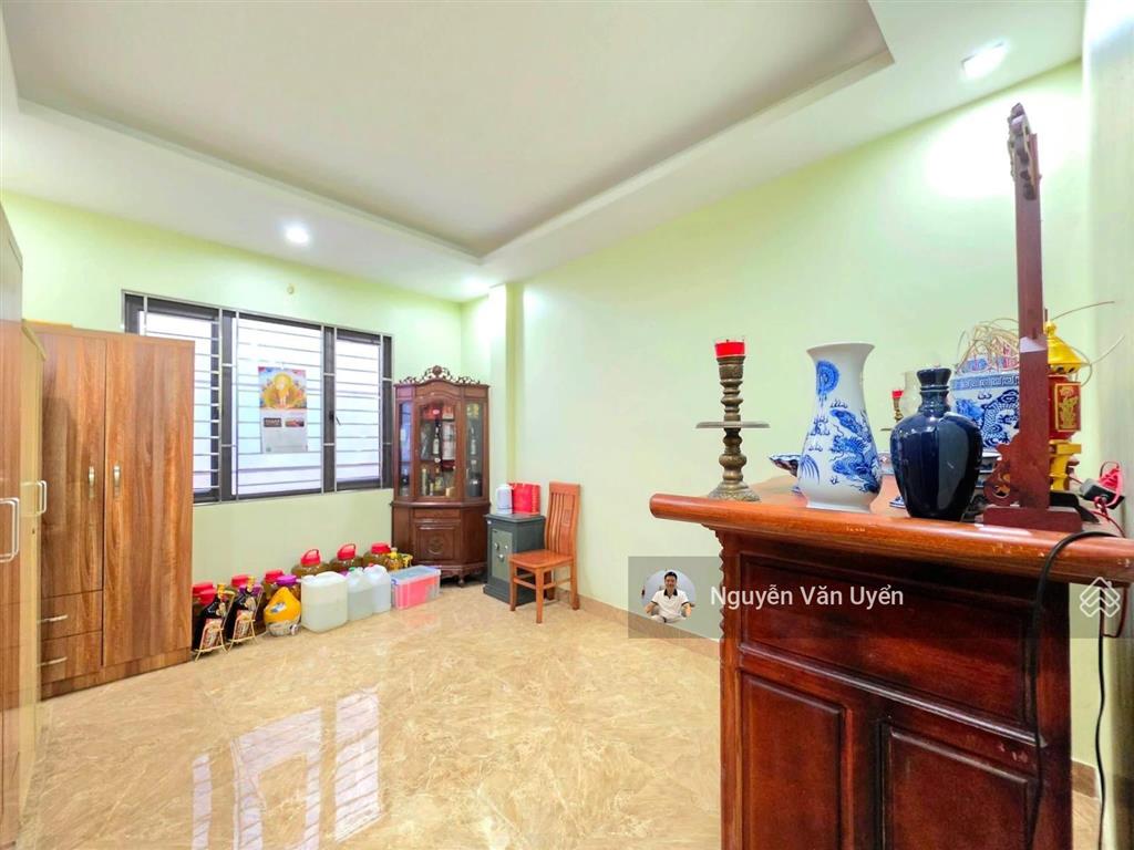 Gấp! mặt ngõ võng thị, 40m ra ô tô, view hồ tây, kinh doanh, ngõ 3 gác, ô chờ tm, ở ngay, 45m2*5t