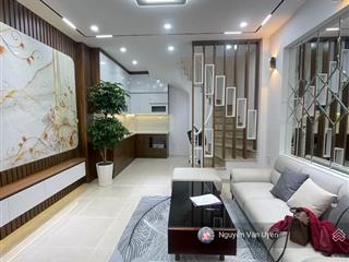 Bán nhà phố doãn kế thiện cầu giấy nhà đẹp 2 thoáng  gần phố  ô tô 2 tấn đỗ cửa 39m2 x 5 tầng