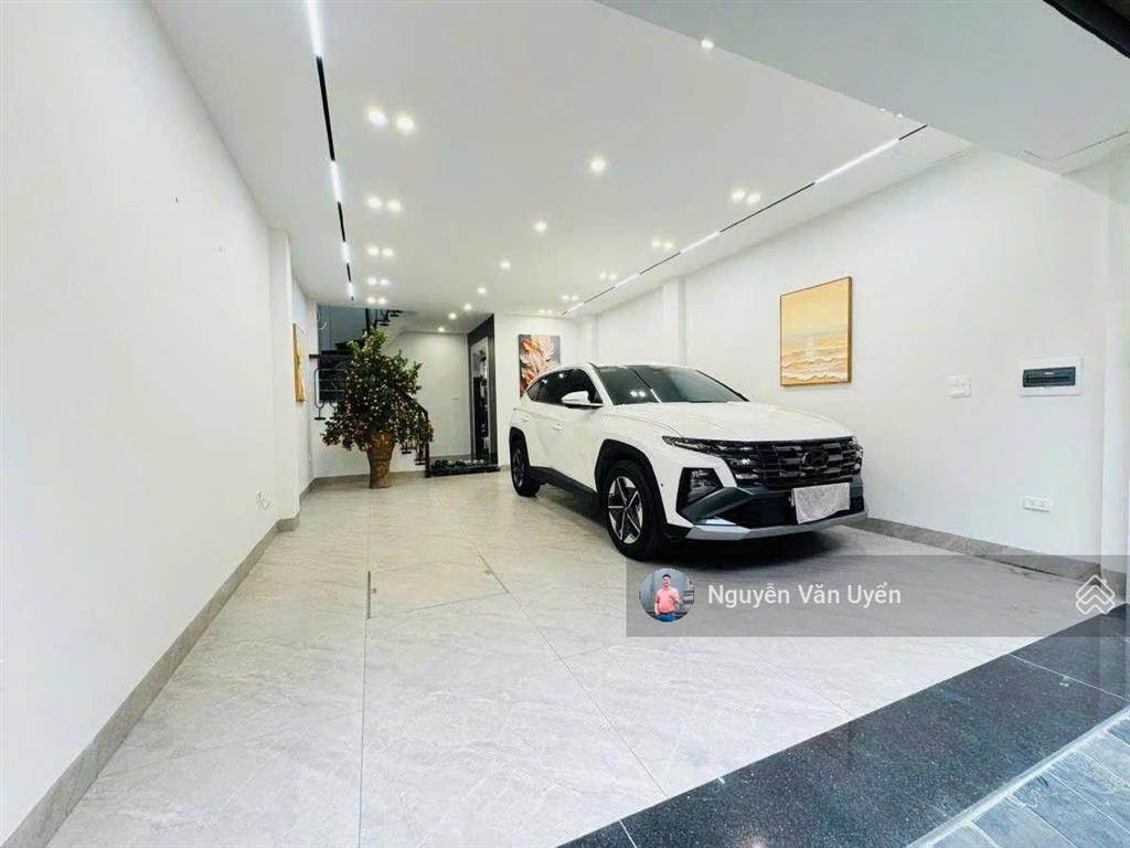 Bán nhà võng thị, tây hồ, xây mới, 48m² x 6 tầng thang máy, mt 5.5m, ô tô đỗ cửa, 20m ra phố.