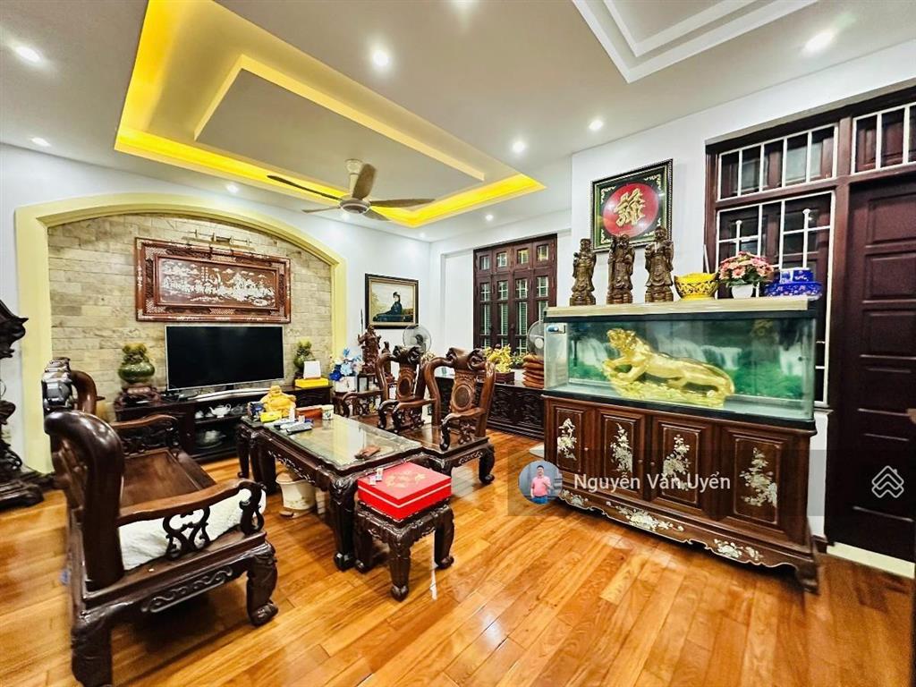 Phố đội cấn, 2 thoáng, ngõ ba gác thông, 1 ngoặt ra phố, sổ vuông, ko qh, mặt tiền kd, ko lỗi, 46m2