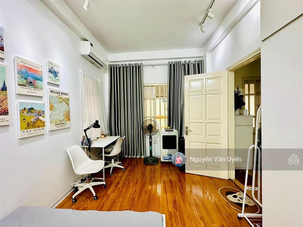Giá đầu tư! nhà xuân thủy, ngõ thông, 1p ra phố, ngõ 3 gác, sổ vuông, ko qh, dt~ 20tr/th, 39m2*6t