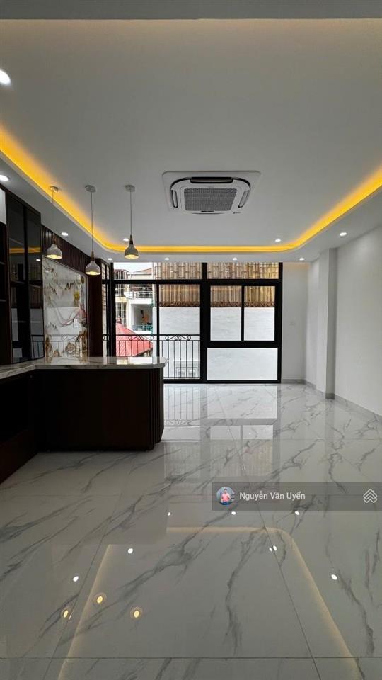 Bán nhà đẹp  phố võng thị lô góc  hai thoáng full nội thất  gần ô tô 42 m² x 5 tầng  8.6 tỷ