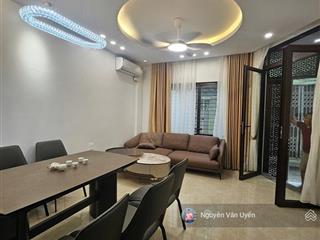 Bán nhà  siêu phẩm phố đội cấn  thang máy  lô góc  ô tô đỗ sát nhà full nội thất 55m² x 7 tầng