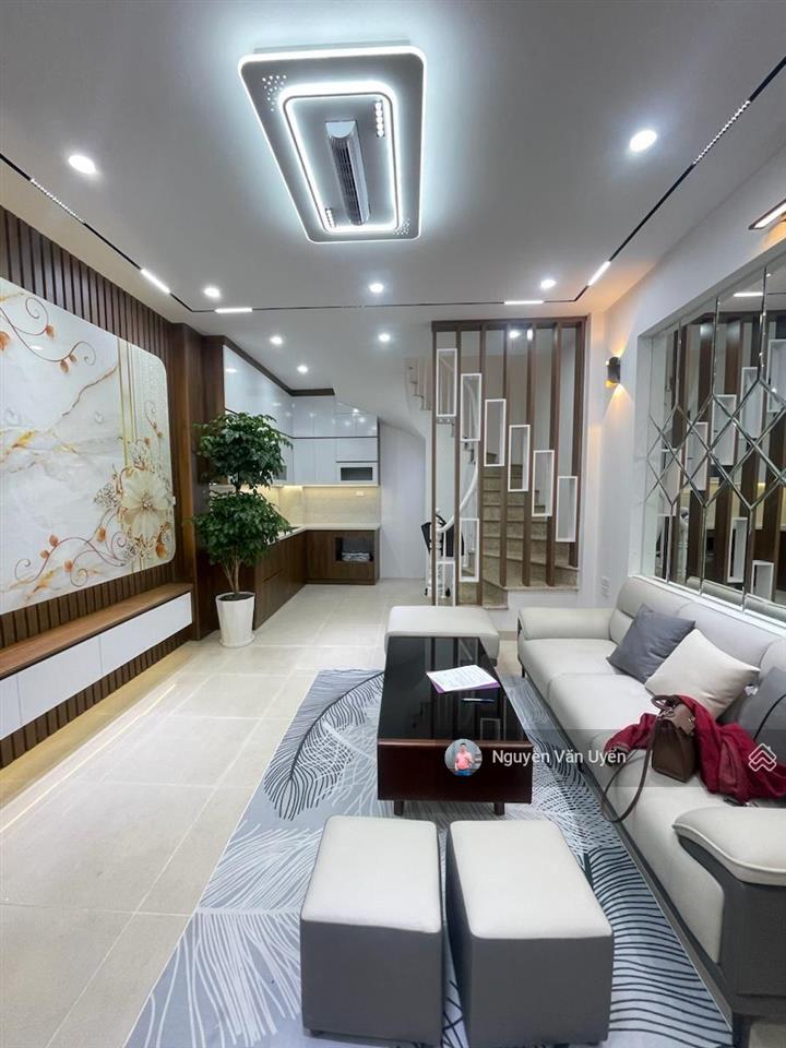 Bán nhà đẹp phố khúc thừa dụ, cầu giấy lô góc 2 thoáng 43 m2 x 5 tầng  full nội thất