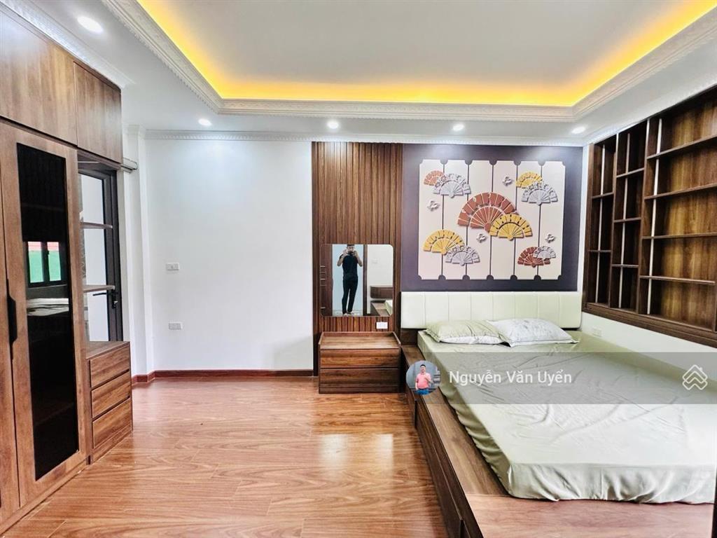 Bán nhà đẹp trần thái tôngcầu giấy lô góc  full nội thất 42m2 x 5 tầng  25m ra ô tôchỉ 8,6 tỷ