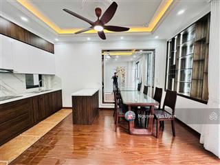 Bán nhà đẹp  trần thái tông cầu giấy lô góc full nội thất42m x 5 tầng 25m ra ô tôchỉ 8,6 tỷ