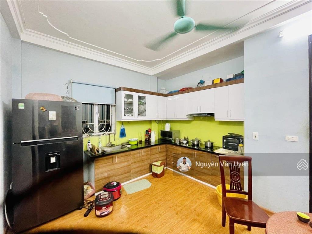 Hạ giá! nhà riêng đội cấn, 2 thoáng, ngõ thông, sân xe riêng, 45m ra ô tô, dân xây, sổ cc, 52m2*5t