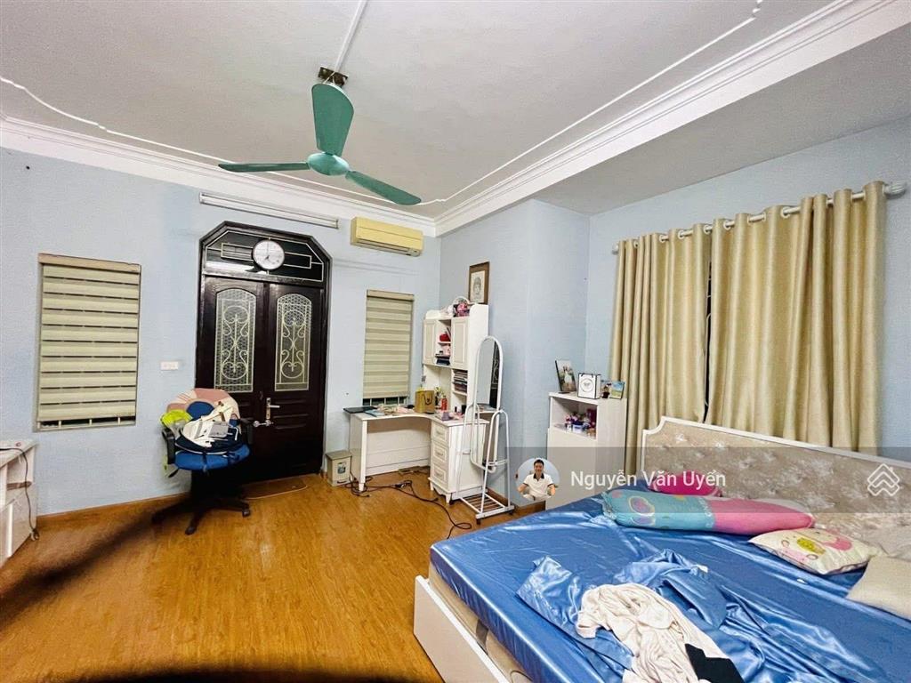 Hạ giá! nhà riêng đội cấn, 2 thoáng, ngõ thông, sân xe riêng, 45m ra ô tô, dân xây, sổ cc, 52m2*5t