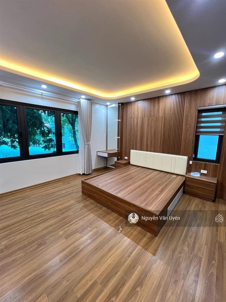 Siêu vip văn cao, ba đình nhà mới đẹp ở ngay 38m2 x 5 tầng x 7.6 tỷ mặt ngõ rộng gần ô tô