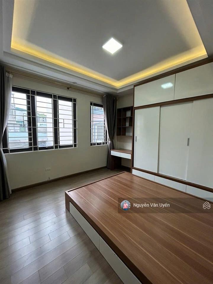 Nhà đội cấn, mặt ngõ thông, 20m ra ô tô, ô chờ tm, nhà đẹp, tặng nt, sổ cc, không lỗi pt, 46m2*5t