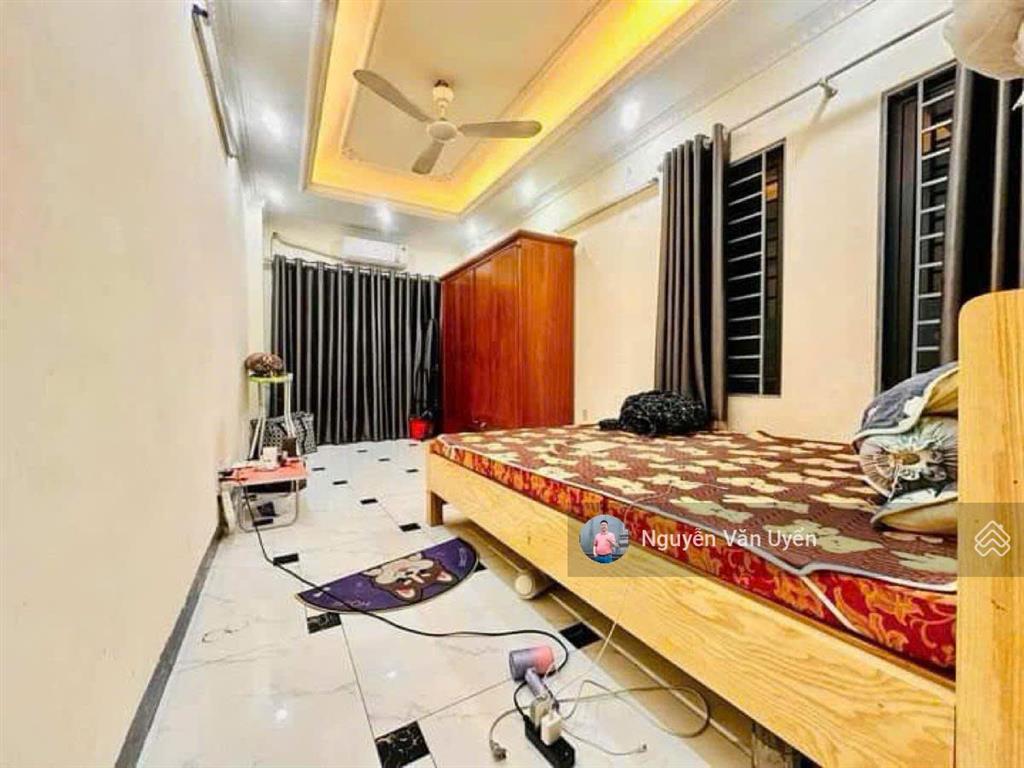 Mặt ngõ yên hoà, ngõ ô tô thông, 30m ra ô tô tránh, 2 thoáng, dân xây, sân xe, dt ~20tr/th, 44m2*5t