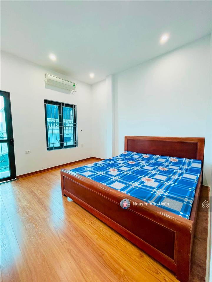 Tin chuẩn! lô góc trương công giai, không qh, ngõ thông, sát phố lớn, mới đẹp, tặng nt, 42m2 x 5t