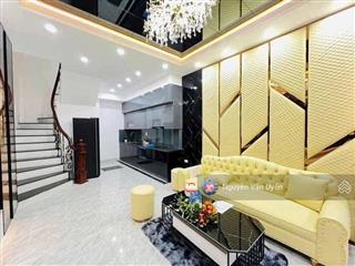 Mặt ngõ hạ yên quyết, lô góc, 3 thoáng, sân xe, sổ riêng cc, ko qh, mới tặng nt, ko lỗi pt, 36m2*5t