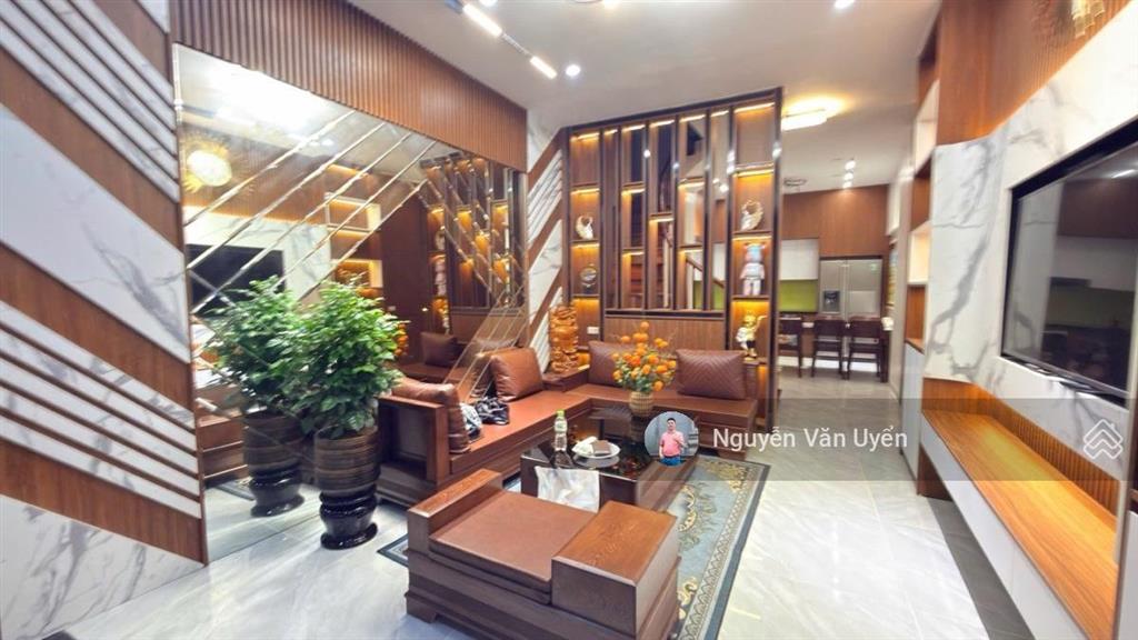 Bán nhà  yên hòa  cầu giấy  48m2 x 5 tầng, ô tô đậu cửa, không quy hoạch, giá 9,2 tỷ.
