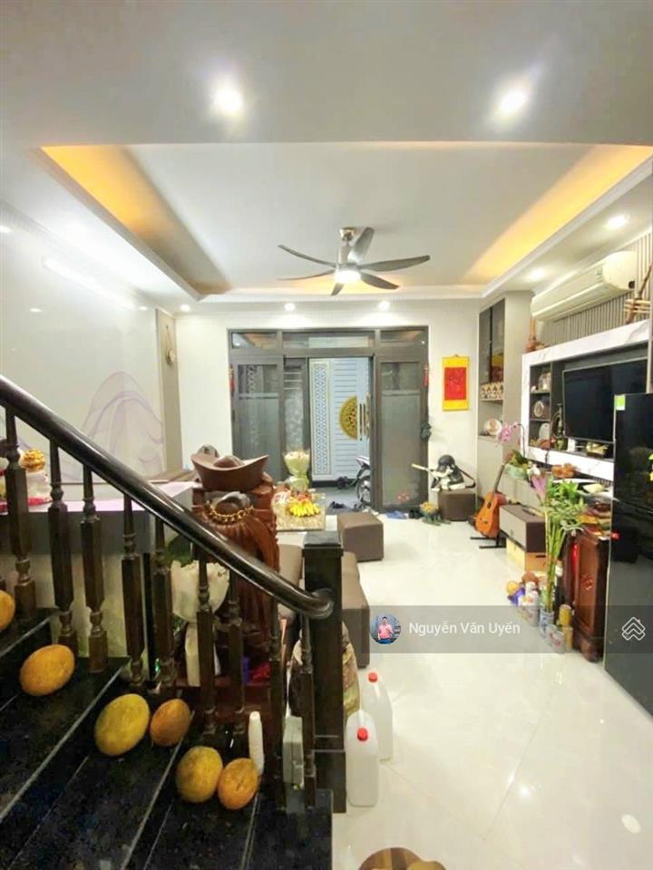 Bán nhà yên hòa cầu giấy 48m2 x 5 tầng lô góc, 2 mặt thoáng, ngõ rộng, gần ô tô, full nội thất