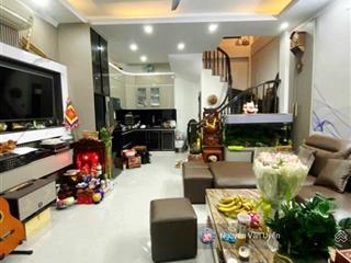Bán nhà yên hòa cầu giấy 48m2 x 5 tầng lô góc, 2 mặt thoáng, ngõ rộng, gần ô tô, full nội thất
