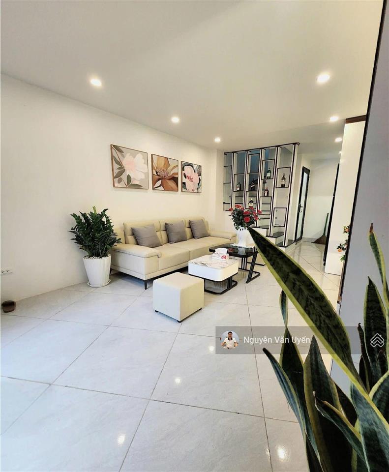 Nhà đẹp đội cấn, ngõ thông, 25m ra mặt phố, ô tô đỗ gần, 2 thoáng, kinh doanh, tặng nt, mới, 46m2