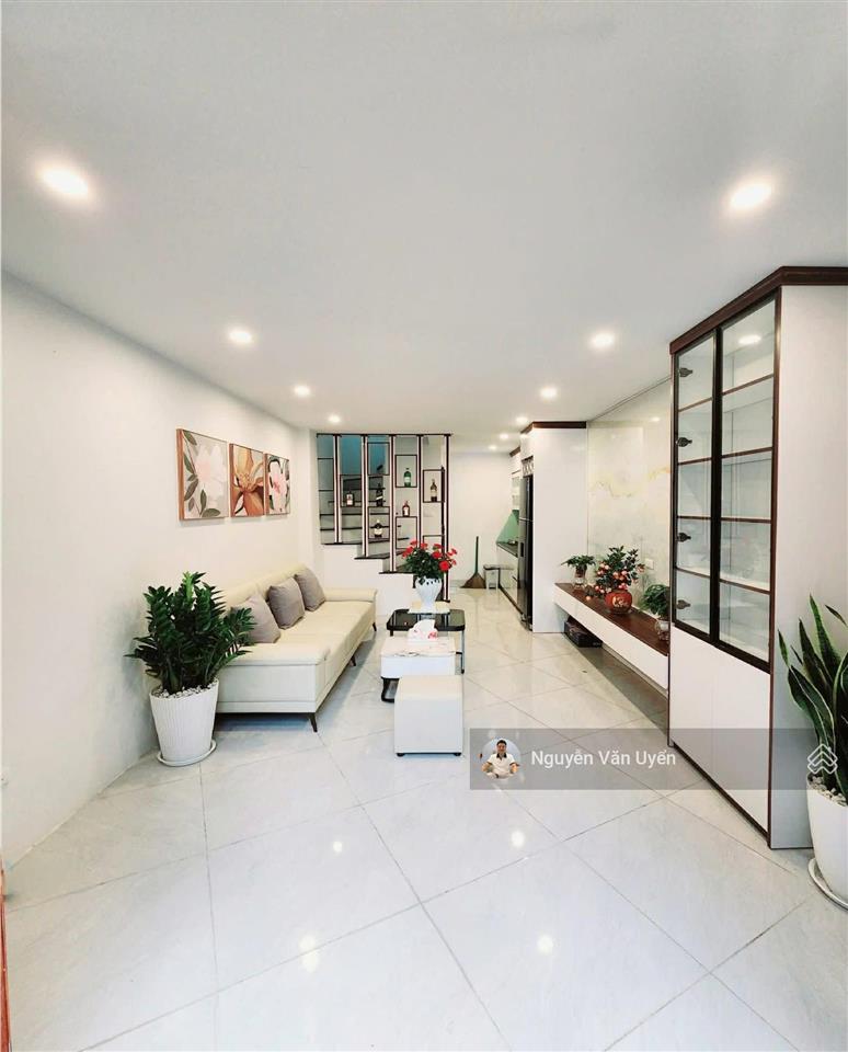Nhà đẹp đội cấn, ngõ thông, 25m ra mặt phố, ô tô đỗ gần, 2 thoáng, kinh doanh, tặng nt, mới, 46m2