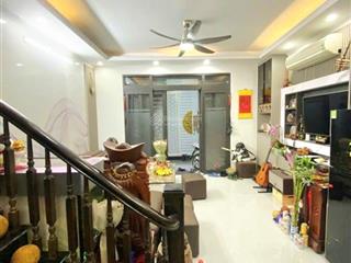 Bán nhà phố đội cấn  ba đình  42m2 * 5 tầng * dân xây chắc chắn, nhà rất đẹp, ngõ 3 gác, 30m ô tô