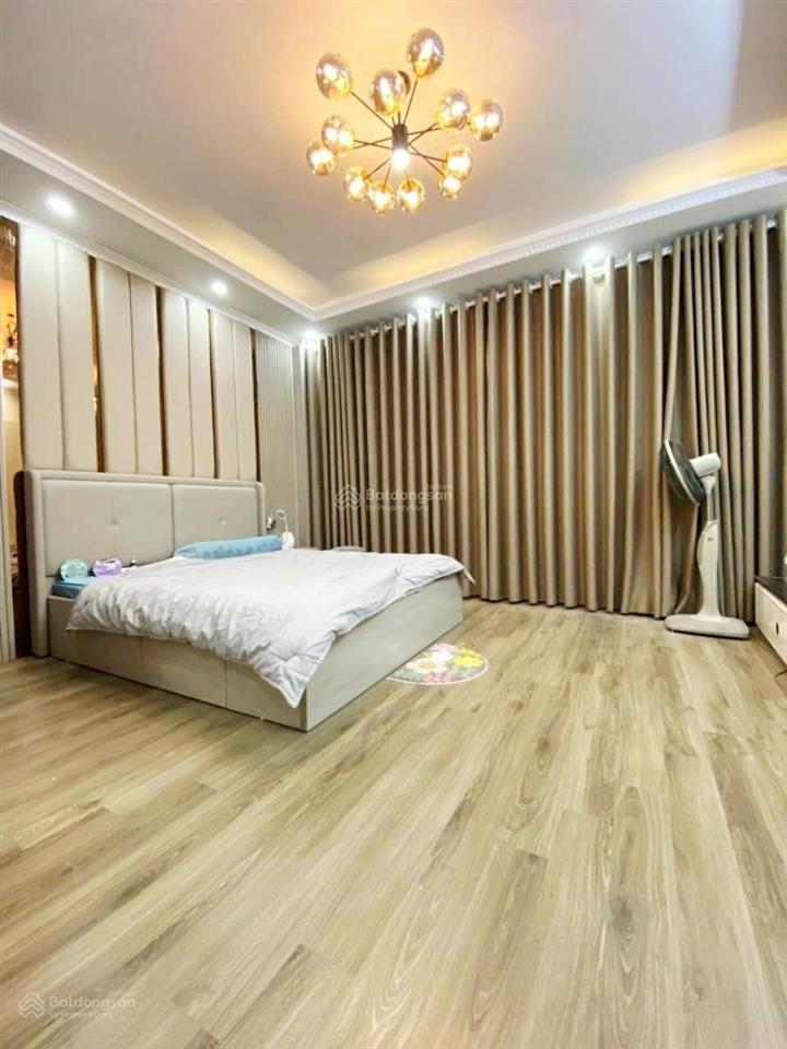 Bán nhà phố đội cấn  ba đình  42m2 * 5 tầng * dân xây chắc chắn, nhà rất đẹp, ngõ 3 gác, 30m ô tô