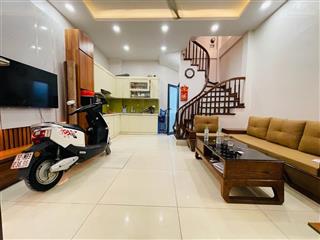 Bán nhà  phố yên hòa cầu giấy 41m2 x 5 tầng, dân xây vẫn mới, ngõ thông, 20m ra ô tô, 8,2 tỷ