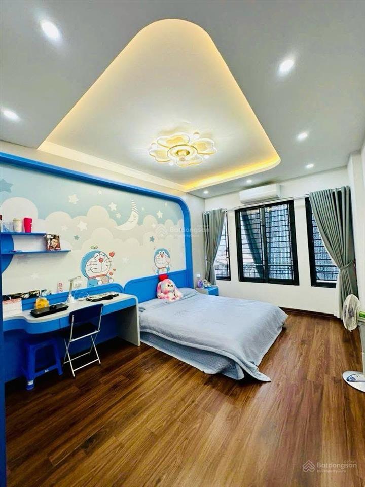 Siêu phẩm  trần cung nhà mới 5 tầng giá đầu tư 41m2  ngõ thông  10m ra ô tô tránh  7,6 tỷ.