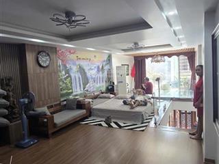 Bán nhà trần thái tông  cầu giấy. 42m2 x 5 tầng, giá đầu tư, giá 7,6 tỷ. ngõ rộng, 20m ra ô tô