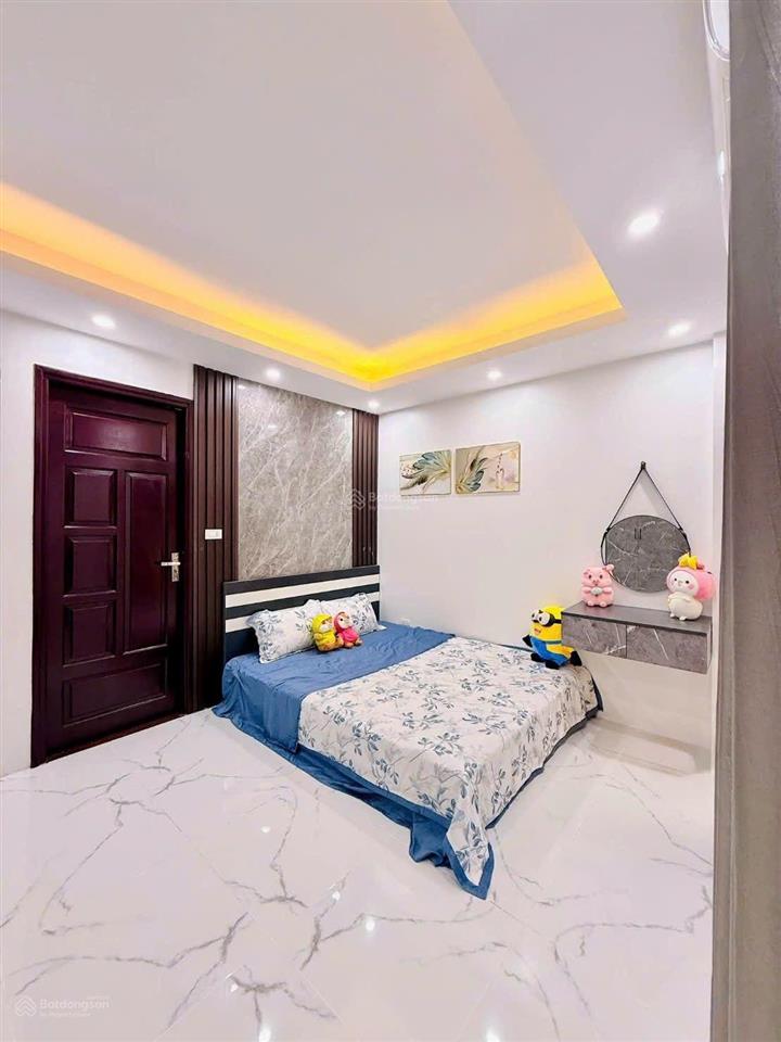Bán nhà  phan kế bính  ba đình 39m2 x 5 tầng. nhà mới đẹp, full nội thất, giá cực đỉnh, 7,8 tỷ