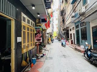 Bán nhàhoa bằng cầu giấy, mặt ngõ kd, ô tô chạy qua 39m2 x 5 tầng, 20m ra ô tô tránh, kd đỉnh.
