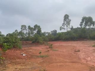 Bán 2,7 ha đất làm kho xưởng tại thị xã phú thọ. gần ic9. mặt bằng đẹp. giá 14,8 tỷ.  0976 108 ***