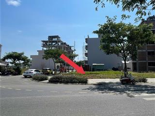 Bán lô góc 2 mặt tiền dự án fpt city đà nẵng. đối diện toà nhà fpt. 182m2, giá 96tr/m2. 0976 108 ***