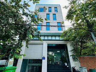 Cho thuê nhà văn phòng nguyên căn 700m vị trí đẹp, trần não lương định của