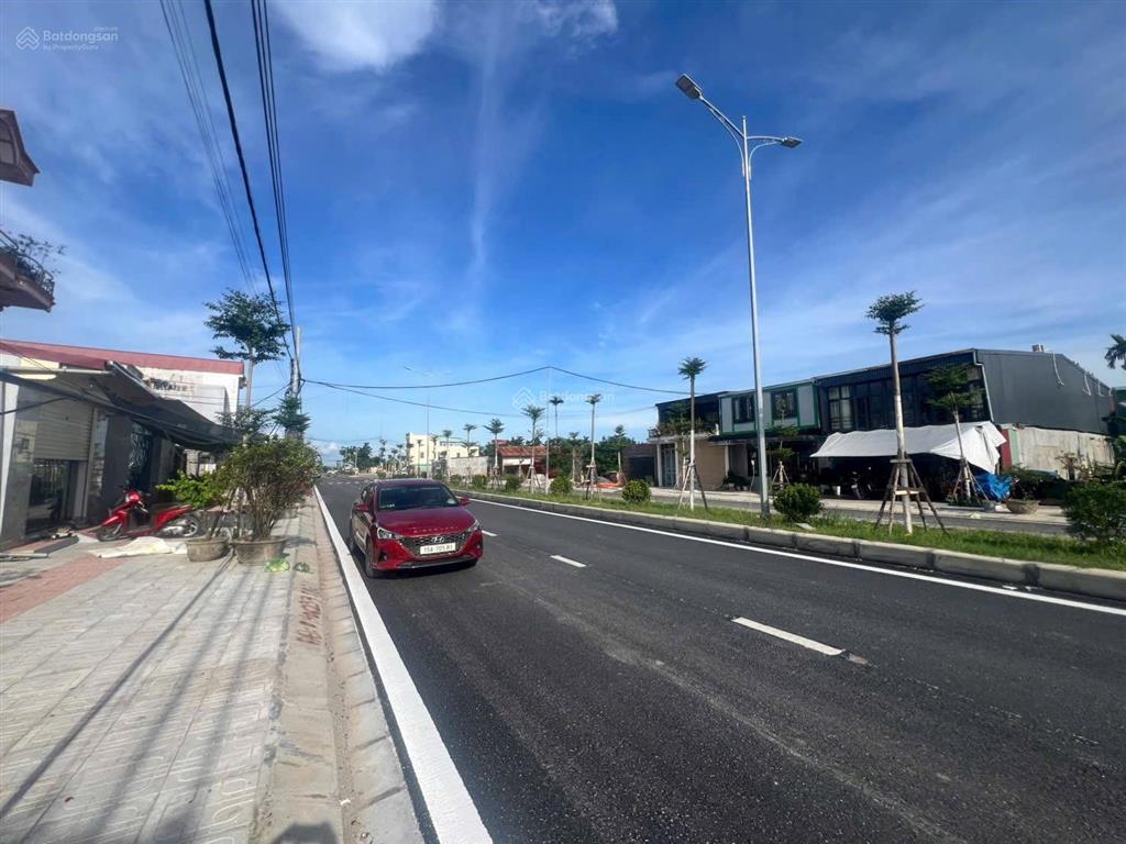 Bán gấp 120m2 mặt đường hải phong  hòa nghĩa. đường 28m vào vinhomes