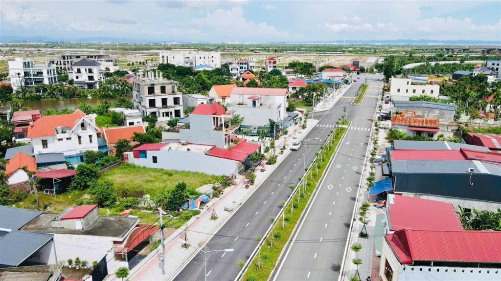 Bán gấp 120m2 mặt đường hải phong  hòa nghĩa. đường 28m vào vinhomes