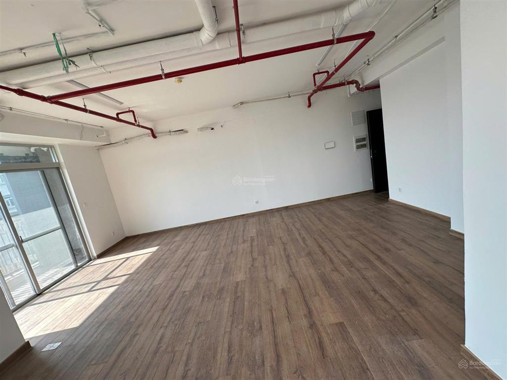Cho thuê văn phòng tại paris hoàng kim liền kề quận 1 giá chỉ 19triệu/tháng