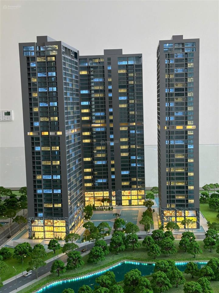 Căn góc 2pn diện tích lớn  tháp v8 sunshine sky city q7  view thoáng  giá tốt