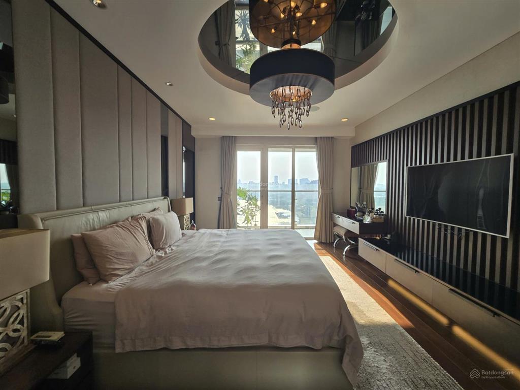 Bán gấp penthouse tháp brilliant 556m2 hồ bơi riêng view landmark 81 & sông sài gòn