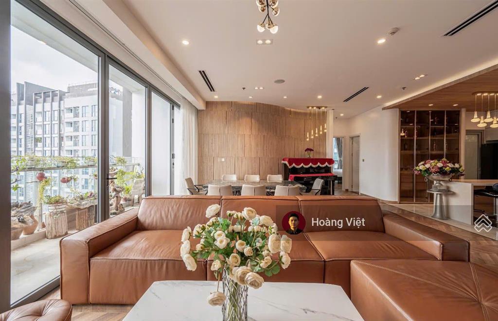 Penthouse vinhomes central park park 4  tầng 42, 4pn, 166m², đã có sổ, giá 25.5 tỷ bp