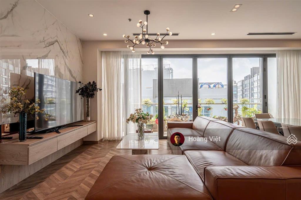 Penthouse vinhomes central park park 4  tầng 42, 4pn, 166m², đã có sổ, giá 25.5 tỷ bp