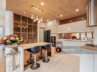 Penthouse vinhomes central park park 4  tầng 42, 4pn, 166m², đã có sổ, giá 25.5 tỷ bp