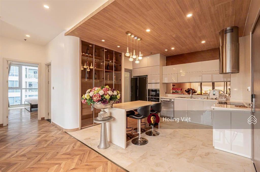 Penthouse vinhomes central park park 4  tầng 42, 4pn, 166m², đã có sổ, giá 25.5 tỷ bp