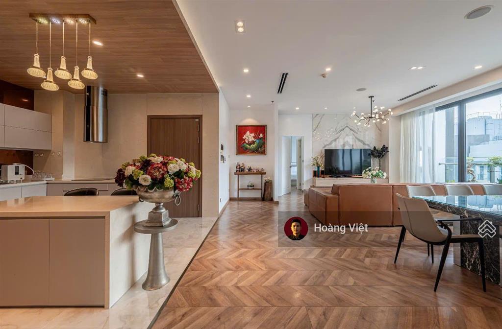 Penthouse vinhomes central park park 4  tầng 42, 4pn, 166m², đã có sổ, giá 25.5 tỷ bp