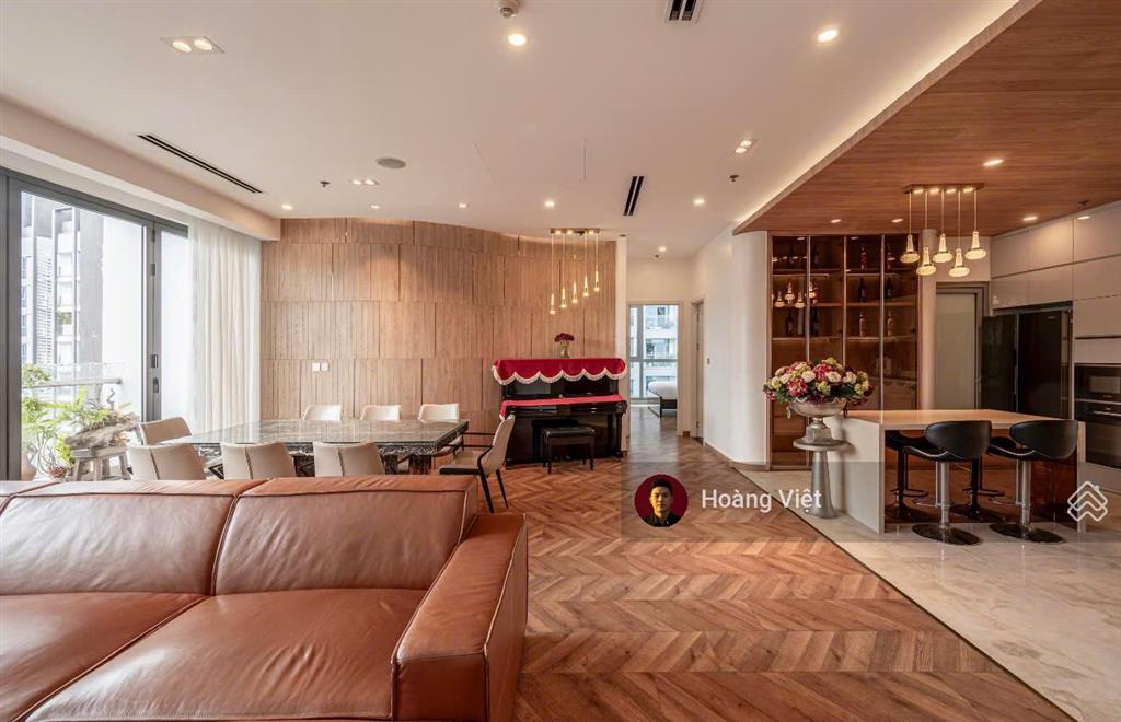 Penthouse vinhomes central park park 4  tầng 42, 4pn, 166m², đã có sổ, giá 25.5 tỷ bp