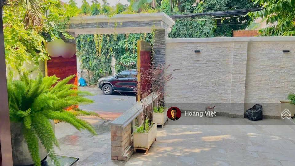 Saigon luxury  cho thuê villa thảo điền 300m2, trệt 3 lầu, 4pn, giá thuê 113tr/tháng